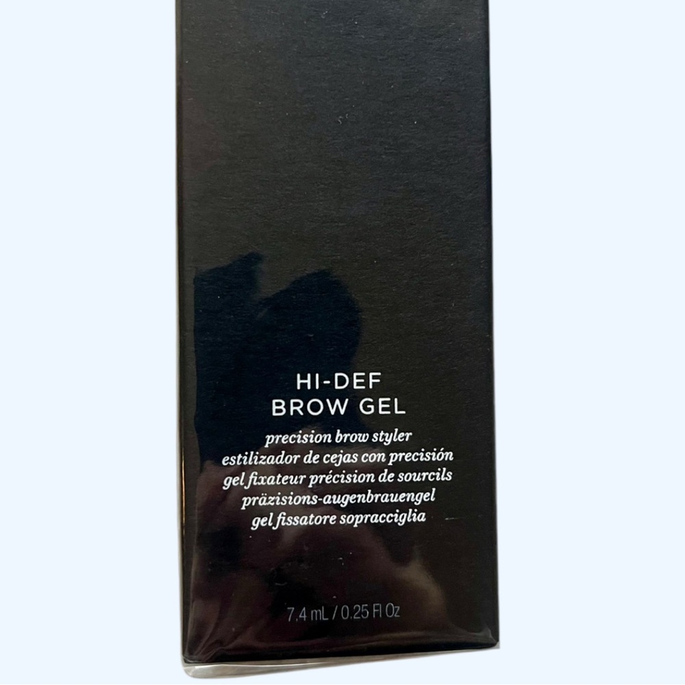Revitabrow Advanced eyebrow conditioner - Picture 2 of 6